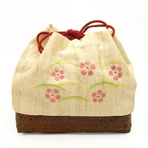 [Bolsa con cordon] Bolsa con cordon de canamo bordada