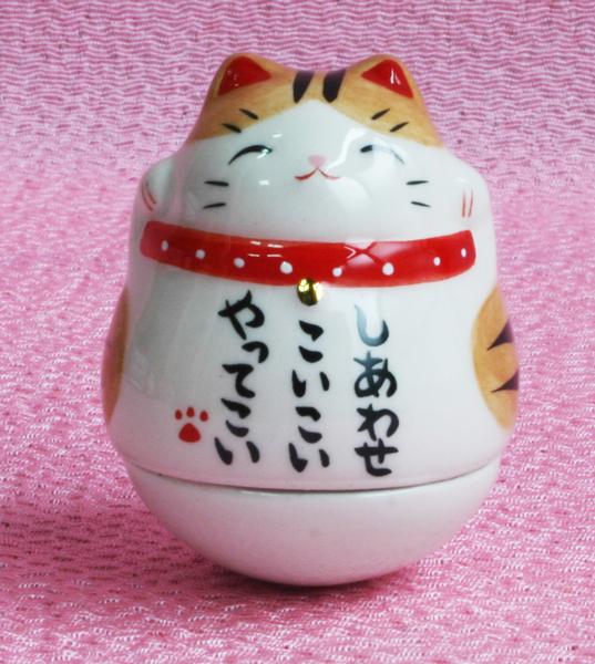 [Arte popular] Maneki-neko okiagari colorido (marron y blanco)