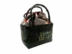 [Bolsa con cordón de bambú] Tejido calado elegante/marrón
