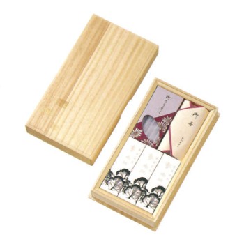 Tres tipos de incienso, caja lacada y caja de madera de paulownia