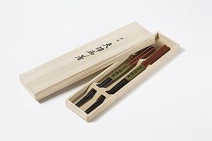 Palillos - Par en caja de madera de paulownia - Musashi