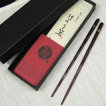 [Palillos de alta calidad de Kobe Hashiya] Palillos chinos para niños, de color rojo (pequeños)